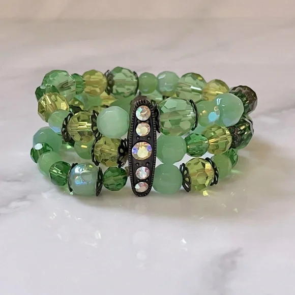 πΈ3/$25 Vintage Triple Strand Green Beaded Rhinestone Stretch Bracelet Faceted - Picture 3 of 16